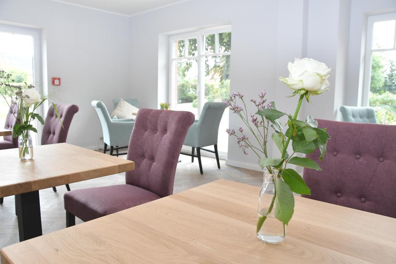 Landhaus Hamester - Hotel & Restaurant Basthorst  Bagian luar foto