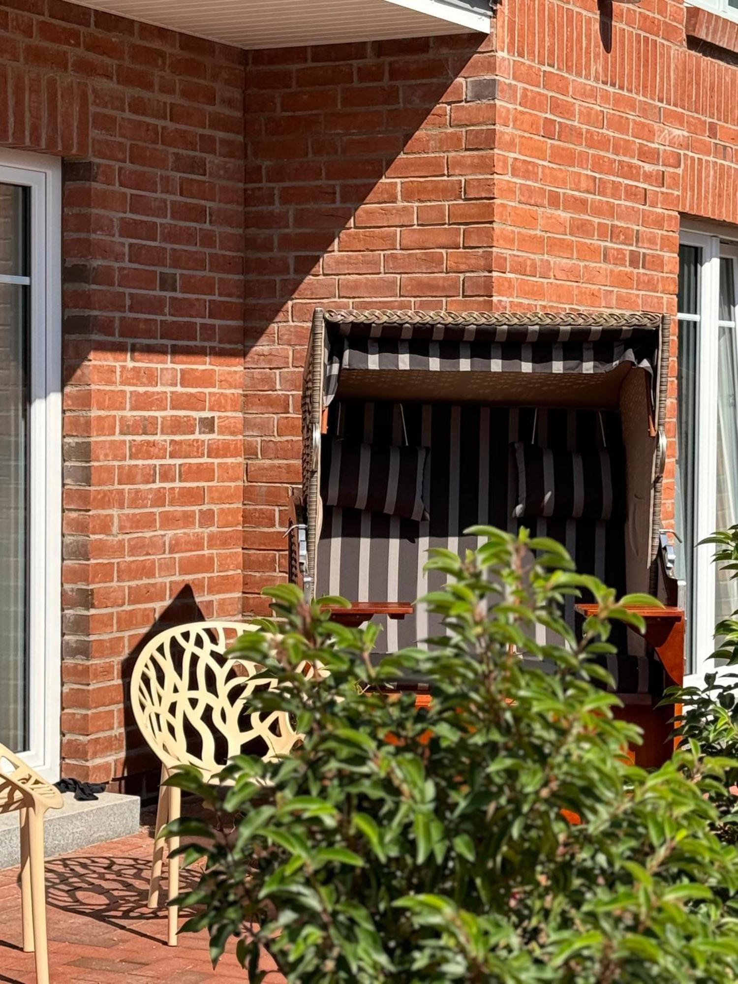 Landhaus Hamester - Hotel & Restaurant Basthorst  Bagian luar foto